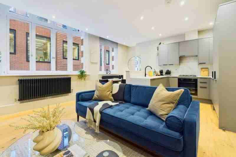 View of The Ultimate Guide to Finding Luxury Student Apartments in London